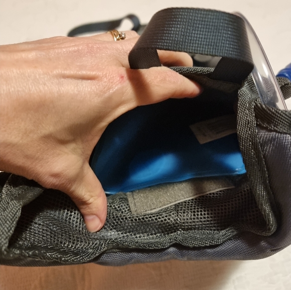 🩶Host Pick🩶Escape 2L hydration backpack hiking running - Picture 10 of 16